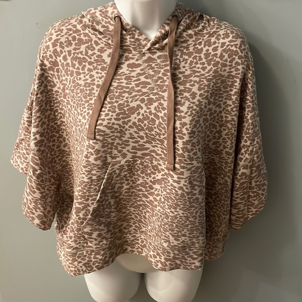 mono b cropped hoodie